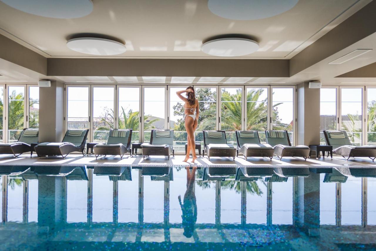 Hotel Ami Budva Petrovac Екстериор снимка