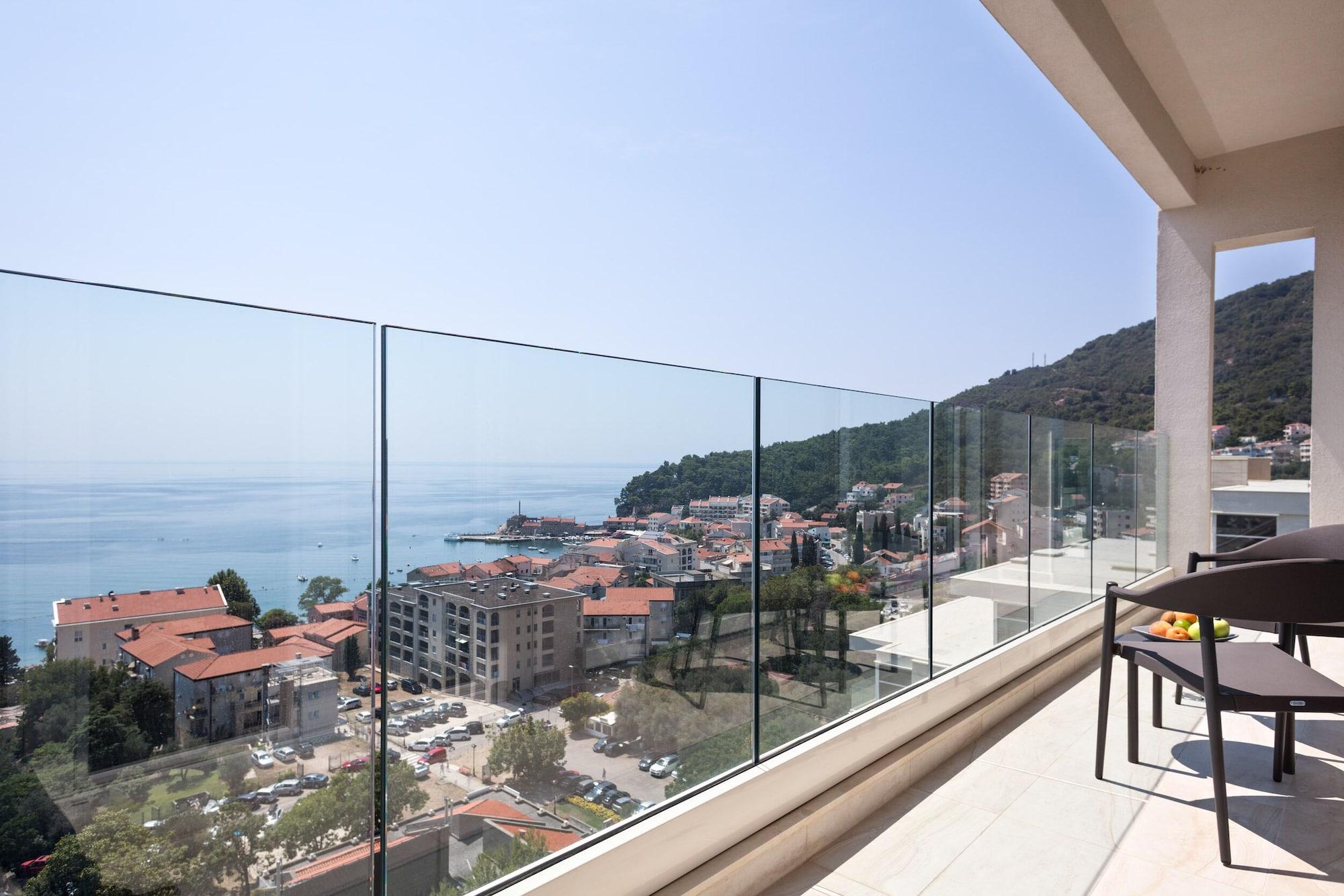 Hotel Ami Budva Petrovac Екстериор снимка